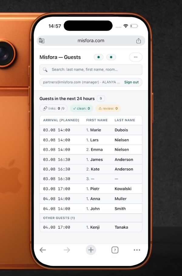 A new booking appearing in the Misfora guest table on a phone